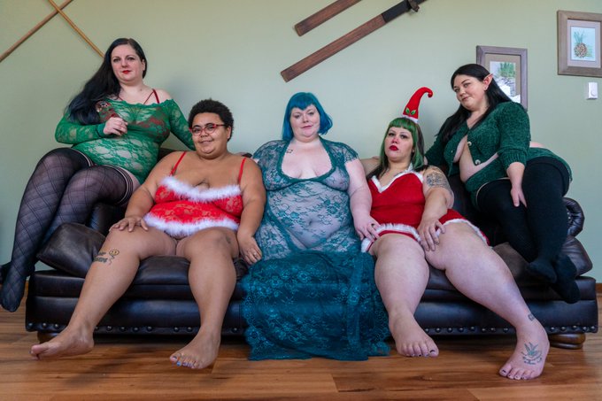 It&rsquo;s the perfect time for the Ho-Ho-Holiday Spirit, don&rsquo;t you think? My fan site and ManyVids will be<a href="/tag/mvsales"class="tags"><span>#mvsales</span></a>