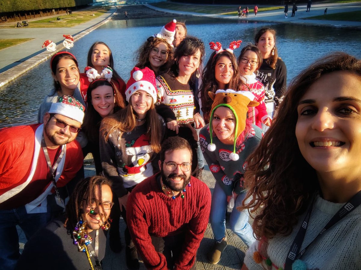 Tissue Electronics Lab IIT wishes you a Merry Christmas and a New awesome year!

<a href="/IITalk/">IIT</a>