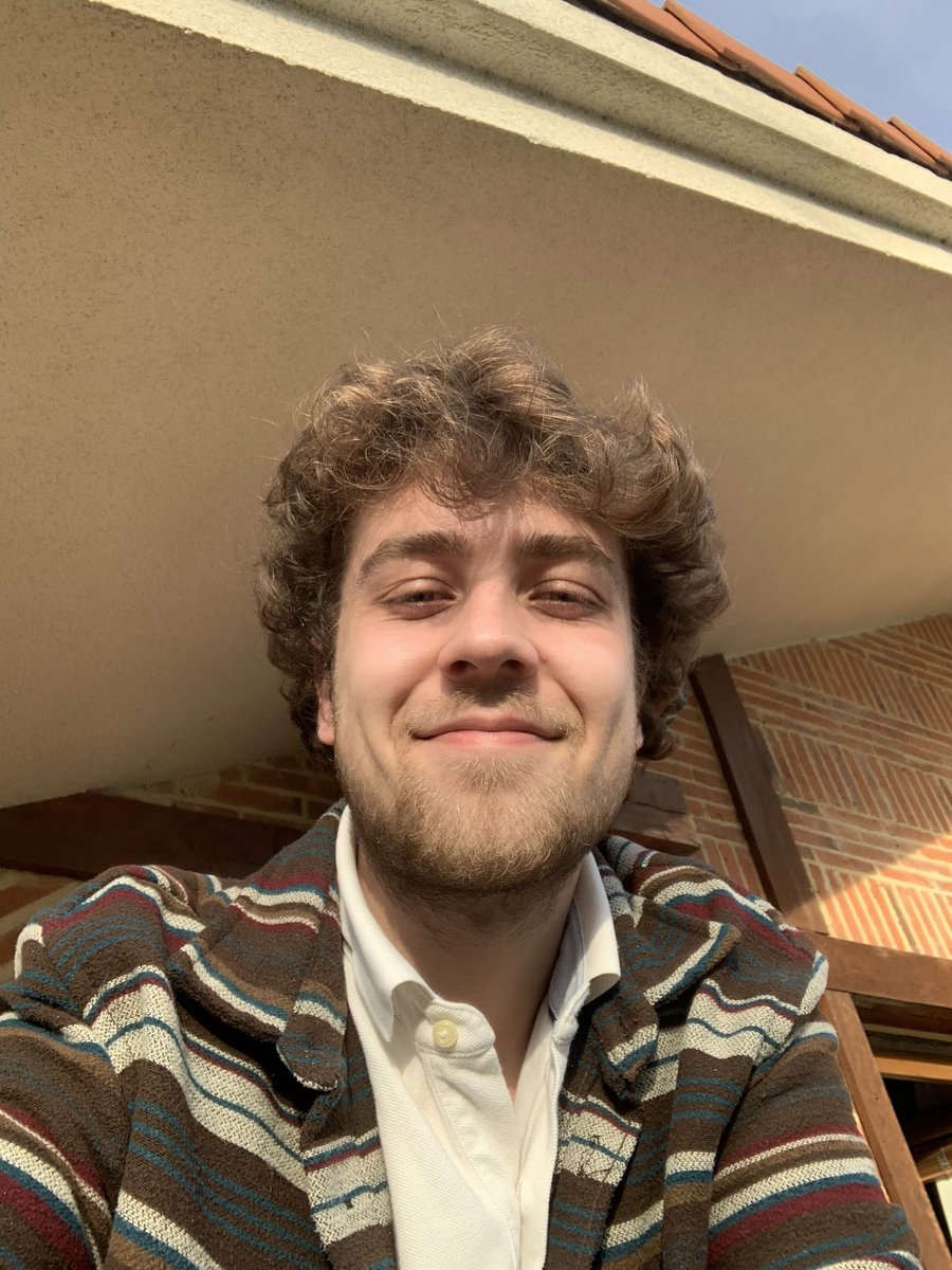 Desempolvando mis propósitos para 2021 (tradición ya) me encuentro con esta carta a mí mismo de hace un año. Una chica con sentido del humor, con buen gusto y, sobre todo, castiza.