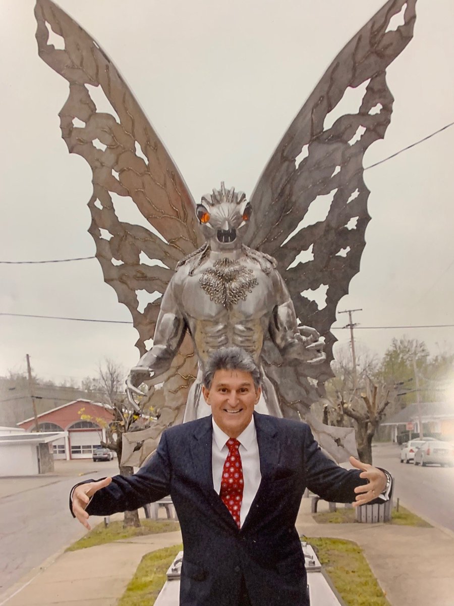 PositivelyJohn's tweet photo. 😈 @JoeManchin 😈
#JoeManchin
#JoeManchinSenatorForSale

"When someone shows you who they are, believe them the first time"... Maya Angela https://t.co/fCaK9osBlF