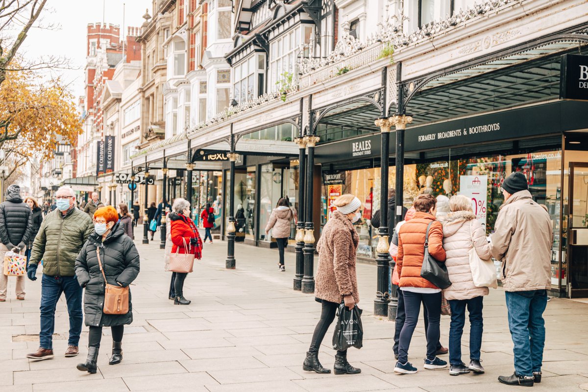SouthportBID's tweet photo. Christmas week in Southport is underway 🎅

There's still plenty of reasons to come to town and visit some of our amazing businesses.  More information on The Gingerbread Trail and other activities at ➡ https://t.co/PBRejpPv1X 

#southportchristmas https://t.co/3CK5h6KdU5