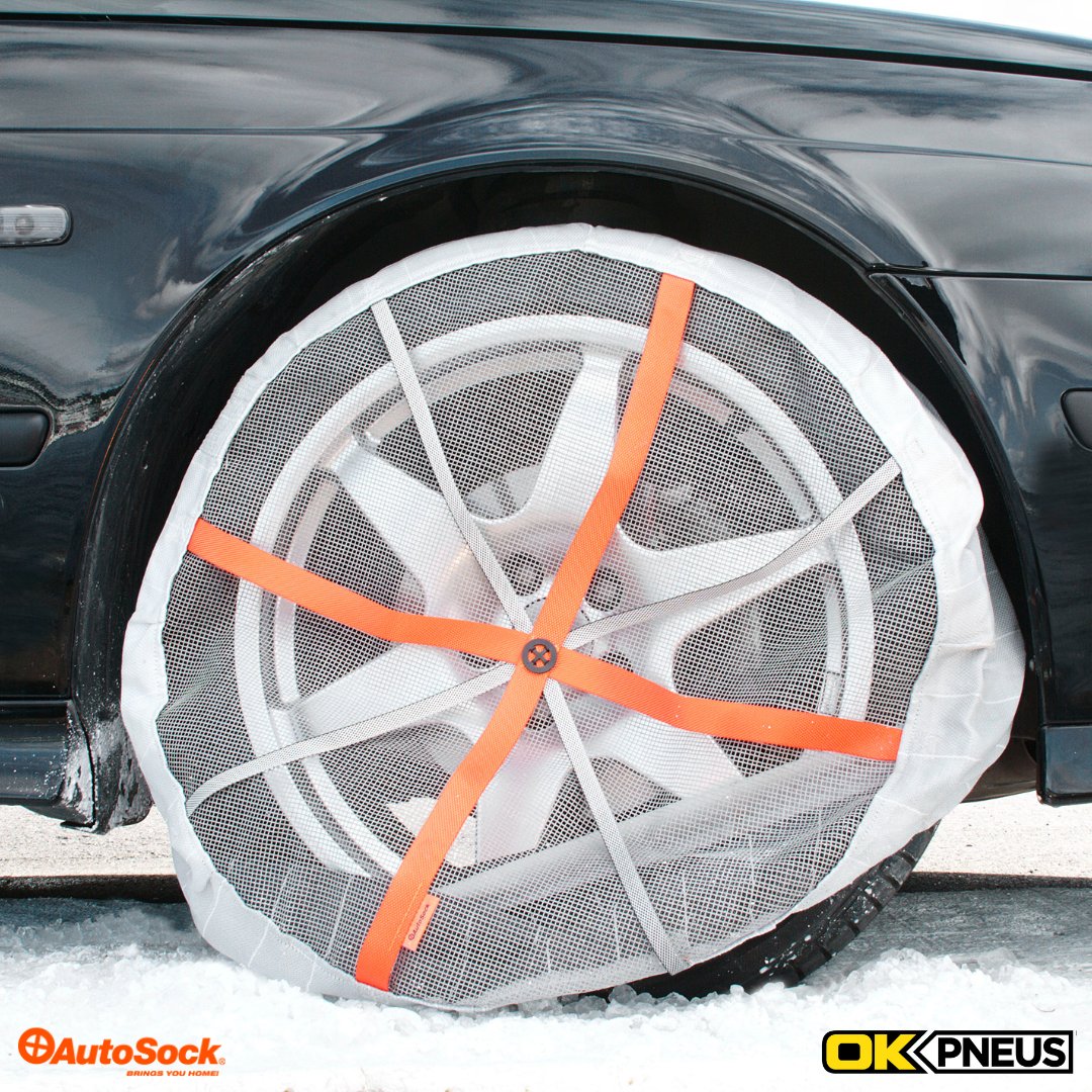 okpneus's tweet photo. Vous recherchez le cadeau parfait qui est à la fois pratique et sûr de plaire? L’AutoSock est la solution!🎁 Lien dans la biographie! https://t.co/mMV3Ej4By0