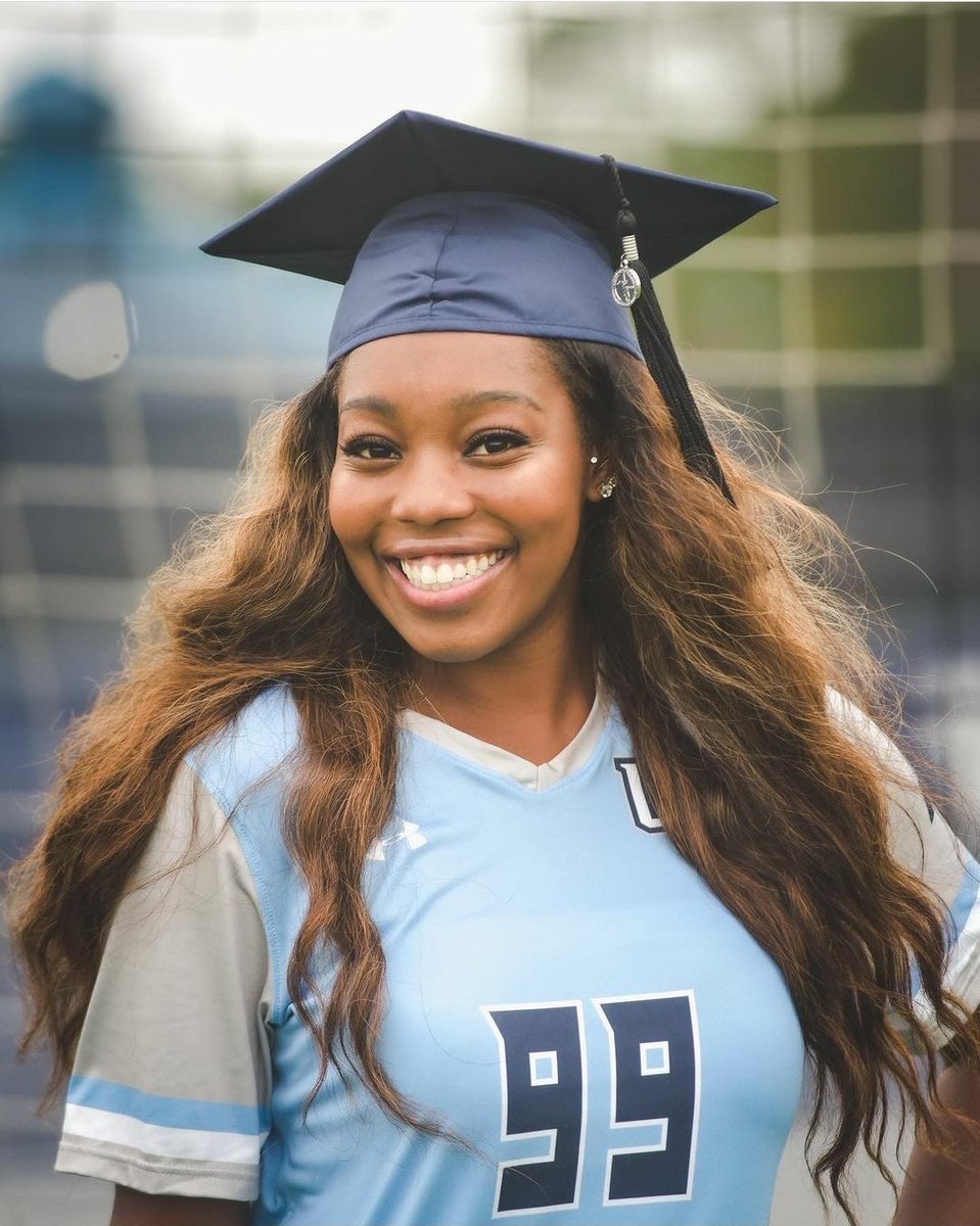 ASUNSports's tweet photo. Congrats to all of our @UNFOspreys that walked across the stage this Fall Semester 🎓💯❗

#ASUNBuilt | #SWOOPLife https://t.co/lq6dorwvlD