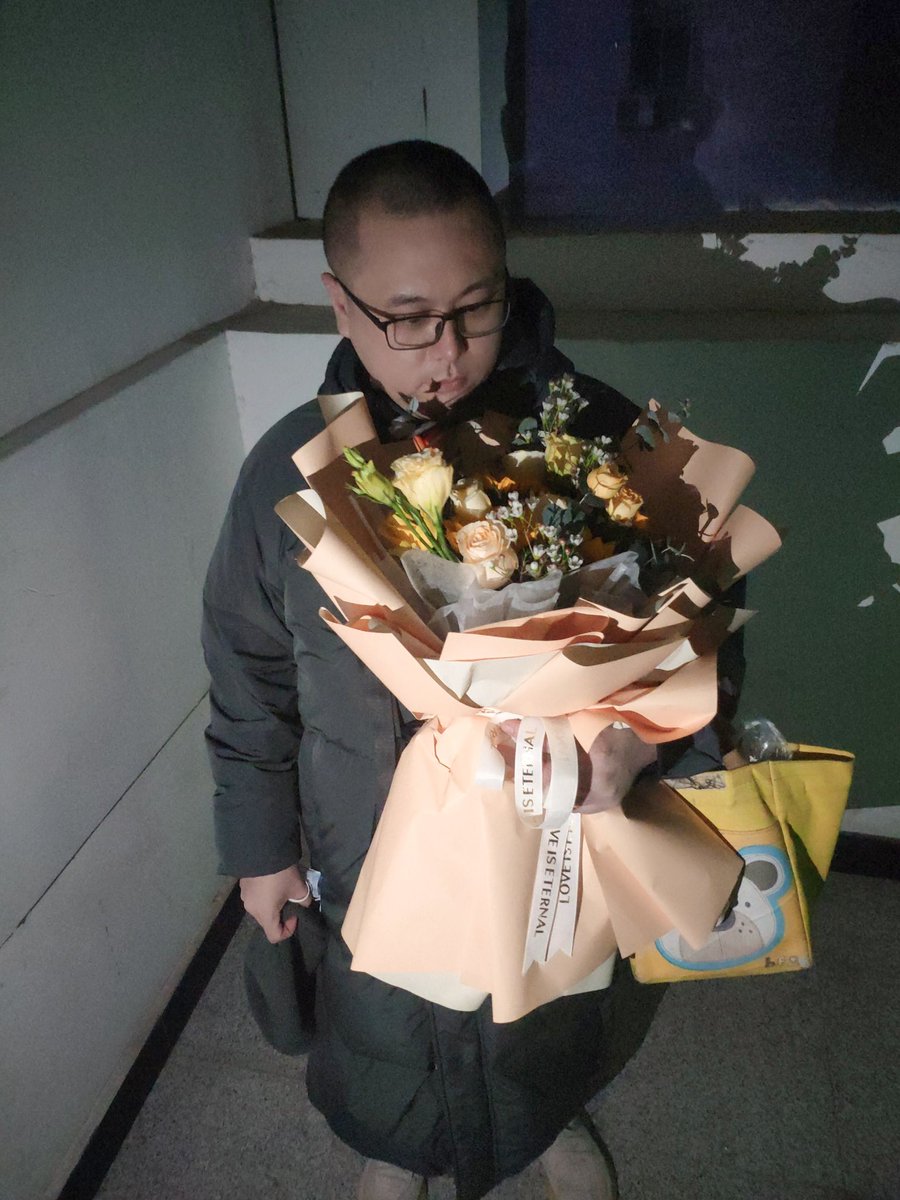 DaPangZi1011's tweet photo. 喷香！ https://t.co/nB5HFtNtVb