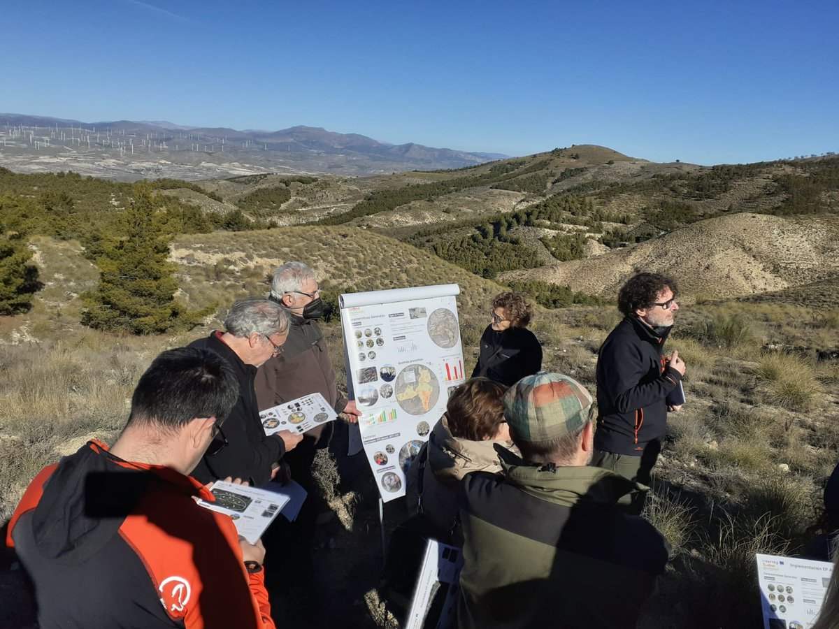 IvanCiudadanoA's tweet photo. El proyecto @open2preserve ha verificado en ocho zonas piloto (una en los Filabres) un modelo de prevención de incendios y gestión sostenible en espacios de montaña basado en viejas prácticas silvopastorales: las quemas controladas y el pastoreo dirigido https://t.co/BDtg5RU0sV https://t.co/5rSRyQikfE