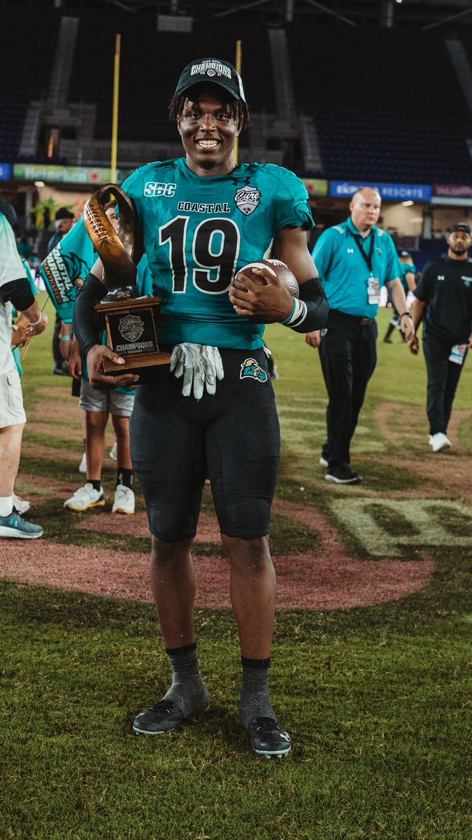 I used to dream about moments like this when I was younger and always wondered what it would feel like! I guess it’s safe to say I know now and I want this feeling again… so Teal Nation let’s run it back😈🤞🏾 #Chants #TealNation
