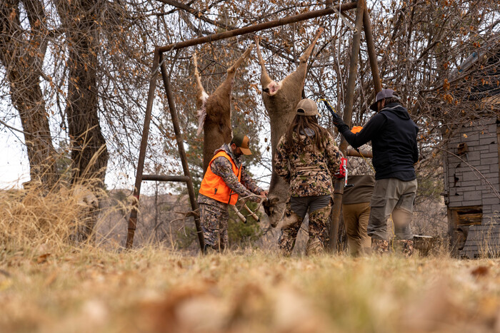 SPORTSMANchnl's tweet photo. Willi and a few close friends hunt deer in Montana. It's what old fashioned deer camps are made of and they make memories around the meat pole.
Pure Hunting / TONIGHT AT 9 PM ET.
#IAMSPORTSMAN #hunting #deer #deerhunting #deerseason #deercamp #meatpole #campmeat https://t.co/GcazJn6hIy