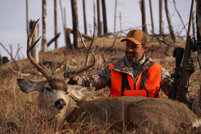 SPORTSMANchnl's tweet photo. Willi and a few close friends hunt deer in Montana. It's what old fashioned deer camps are made of and they make memories around the meat pole.
Pure Hunting / TONIGHT AT 9 PM ET.
#IAMSPORTSMAN #hunting #deer #deerhunting #deerseason #deercamp #meatpole #campmeat https://t.co/GcazJn6hIy