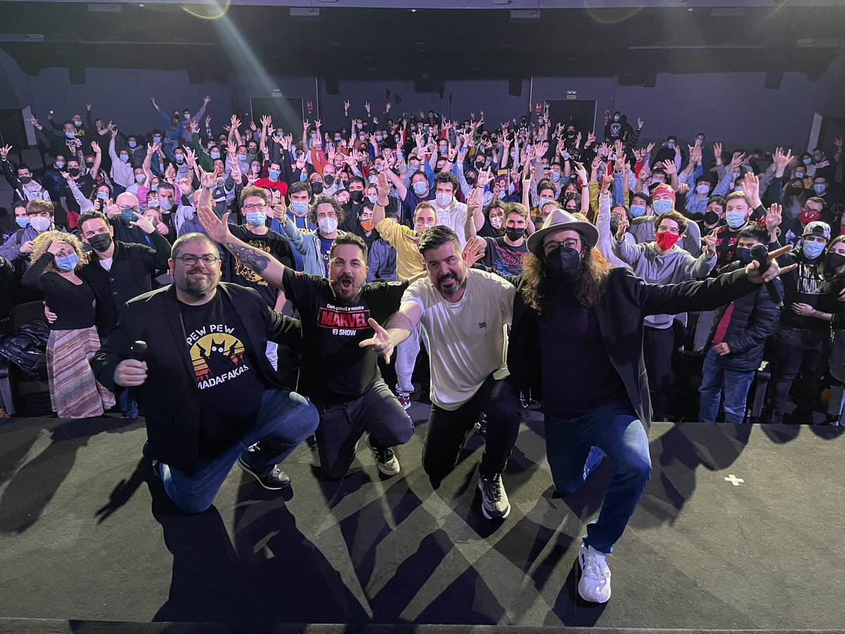 Ya me marcho de Madrid y salgo muy contento. Quiero agradecer a <a href="/StripMarvel/">Dani Lagi ⚡️Strip Marvel</a> <a href="/Sitofonk/">Sito Vinuesa</a> y <a href="/alvaro_wasabi/">Alvaro Wasabi</a> haberme acogido y tratado como a uno más de los suyos. Me he sentido arropado, algo muy importante para mi. Encantado de participar en algo tan bonito 😍