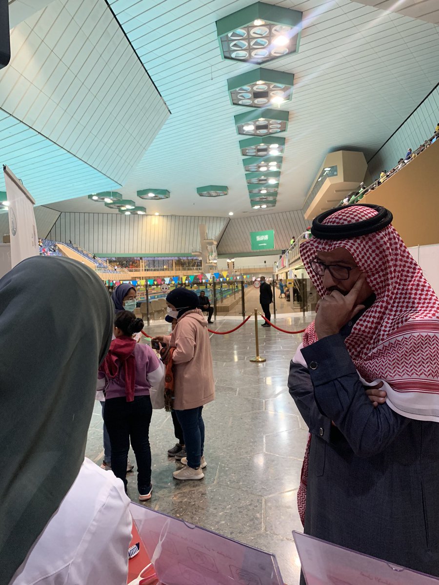 RedToothPNU's tweet photo. شرفنا سعادة السفير/ وليد بن عبدالرحمن الرشيدان لحضوره حملة سن احمر ، و لقائه بالمسؤولين والقائمين على الحملة التوعوية الخاصة بإصابات الأسنان أثناء ممارسة الرياضة.

#سن_احمر #بطولة_المملكة_للسباحة #وزارة_الرياضة #جامعة_الأميرة_نورة #pnu https://t.co/QedifyJVwr