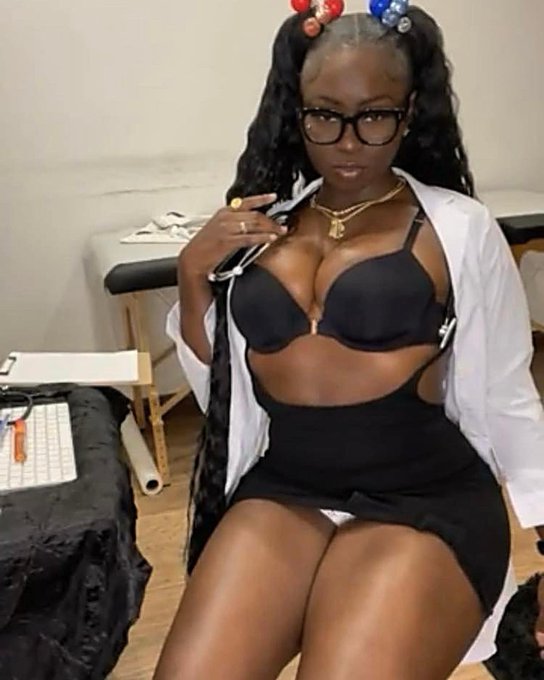 1 pic. Dr. Throat needs a sperm sample👩🏿&zwj;⚕️❤️&zwj;🔥 https://t.co/ewqZSTq8Zp