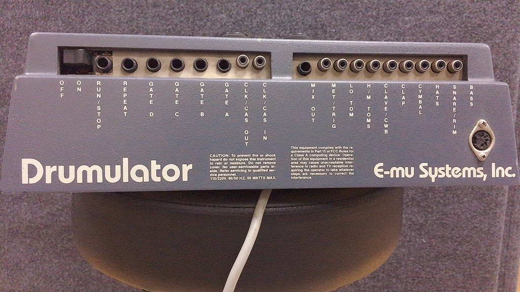 prophetRisa's tweet photo. ラジオでご紹介させていただいたものたち④
#emu #drumulator https://t.co/T9nY02ZPDf