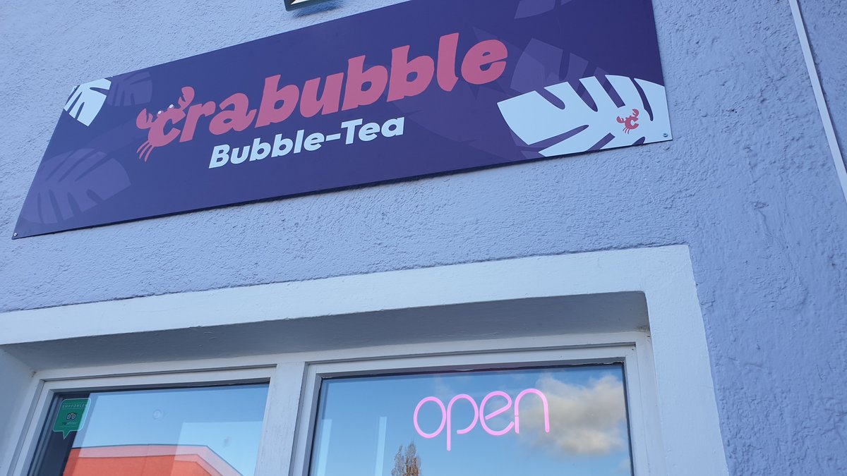 youexit_de's tweet photo. Diese Woche gibt es noch von 11.00 - 14.00 Uhr Gutscheinkarten am #crabubble Fenster zu kaufen! Zusätzlich schenken wir euch zu jeder Gutscheinkarte einen Bubble Tea! https://t.co/k9Cj7OBjfi