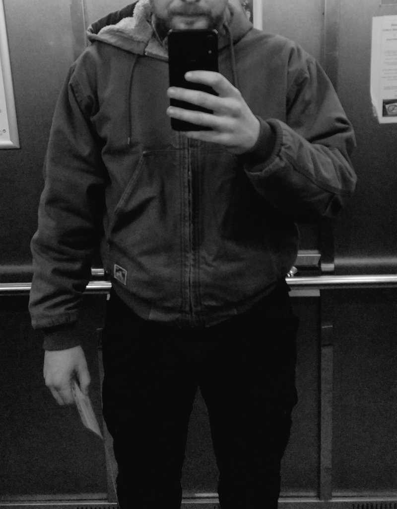 Очень удачно сходил на свадьбу. 
Уехал домой в новой куртке и баночкой домашней горчицы от <a href="/AlyonaFonya/">пищевая ценность</a> 
Хочу ходить на свадьбы регулярно.