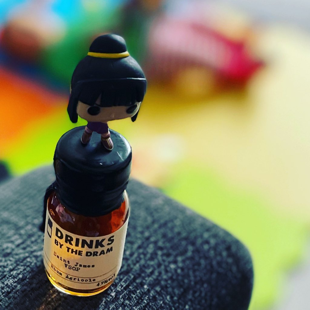 rumminguk's tweet photo. Day 20 of the @drinksbythedram Rum Advent Calendar 🥃

Saint James VSOP

#rum #rumvent #december #funko #funkopop #dbz #dramvent #funkoadventcalendar #adventcalendar #rumming https://t.co/UzBlihw5ma