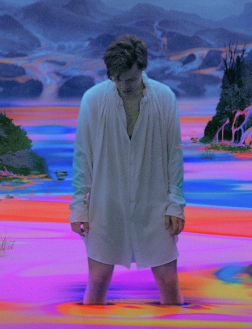 eldestellix's tweet photo. thinking about the unreleased two ghosts music video today 🥺 https://t.co/LfJF2ldiDK