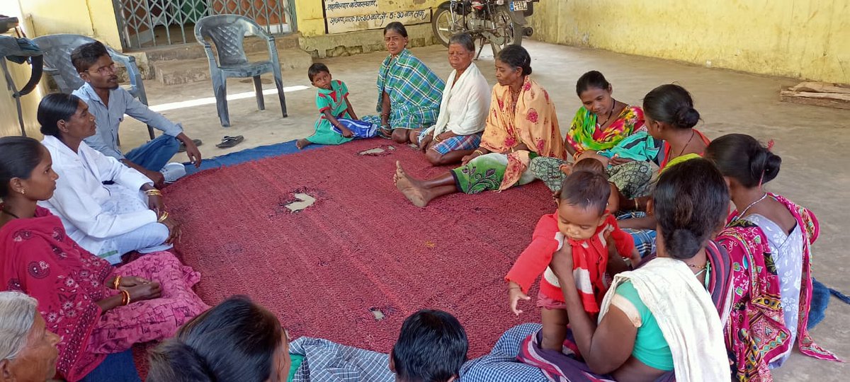 ग्राम पंचायत गाटम बापी न उवट के द्वितीय चरण में बैठक आयोजित किया गया जिसमे सरपंच गर्भवती शिशुवती मौजूद थे जिनसे  देवगुड़ी के सात संकल्पो के बारे में चर्चा किया गया <a href="/jobzachariah/">Job Zachariah</a> <a href="/abhisheksinghDP/">Abhishek Singh </a> @chandanrai87 <a href="/bhupeshbaghel/">Bhupesh Baghel</a> <a href="/AnilaBhendia/">Anila Bhendia</a> <a href="/WCDCgGov/">WCD Department CG</a> <a href="/CEOChhattisgarh/">Chief Electoral Officer, Chhattisgarh</a> @MoRD_GOI