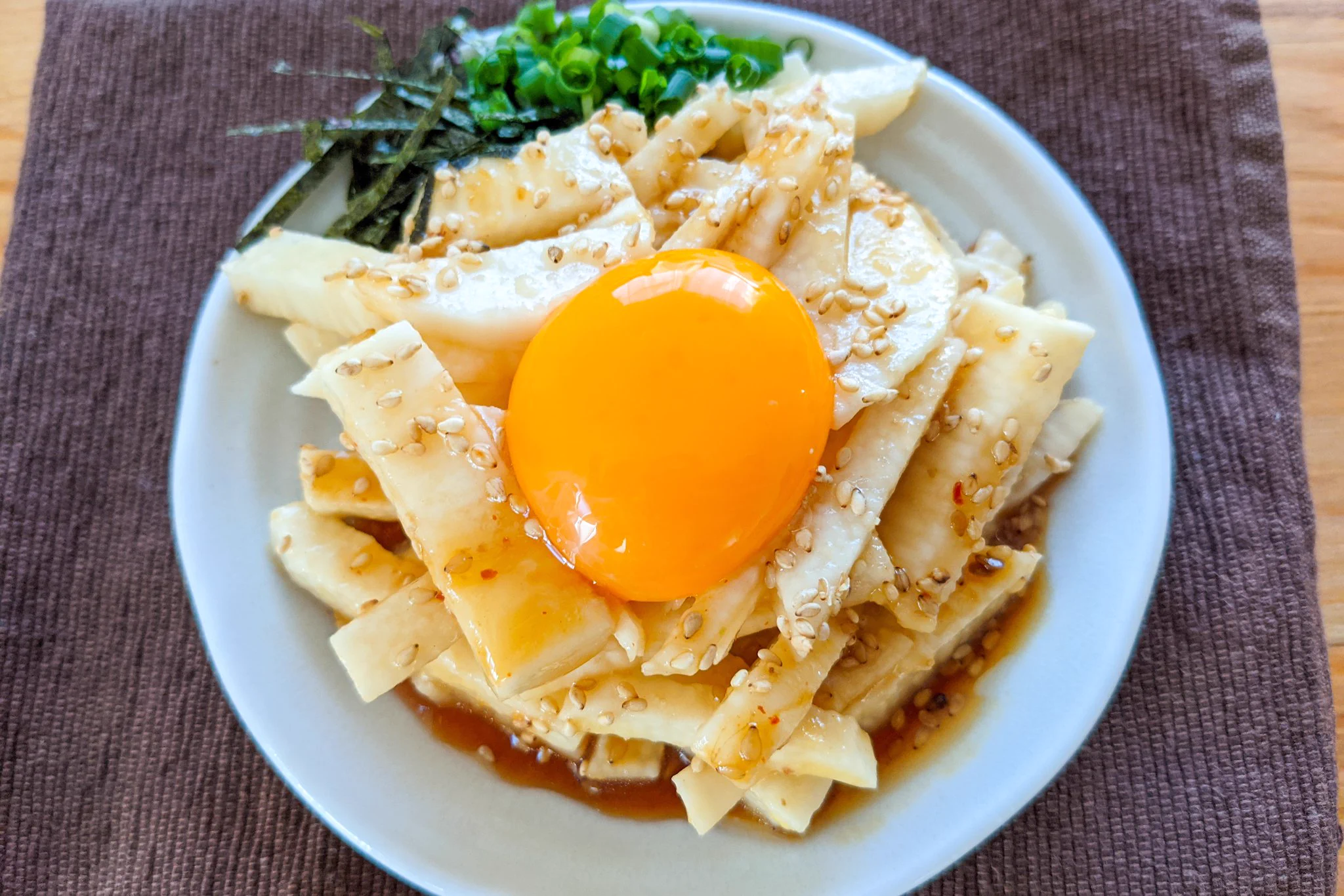 悪魔的に美味しい長芋のユッケ風！シャキシャキ食感が好きな方は是非