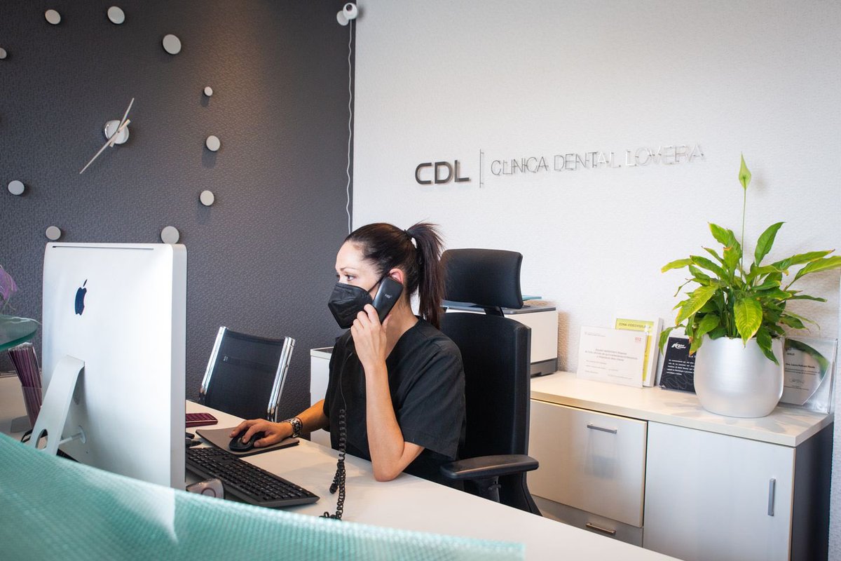 cdlovera's tweet photo. ¡Empezamos semana con nuestro equipo preparado para atender a nuestros pacientes con el mejor servicio!!! 😁
¡Que paséis un feliz lunes!🎉
.
.
#espluguesdelllobregat #sonrisa #esplugues #clinicadental #clinicadentalesplugues #dentistaesplugues https://t.co/F2Y5zDlnxQ