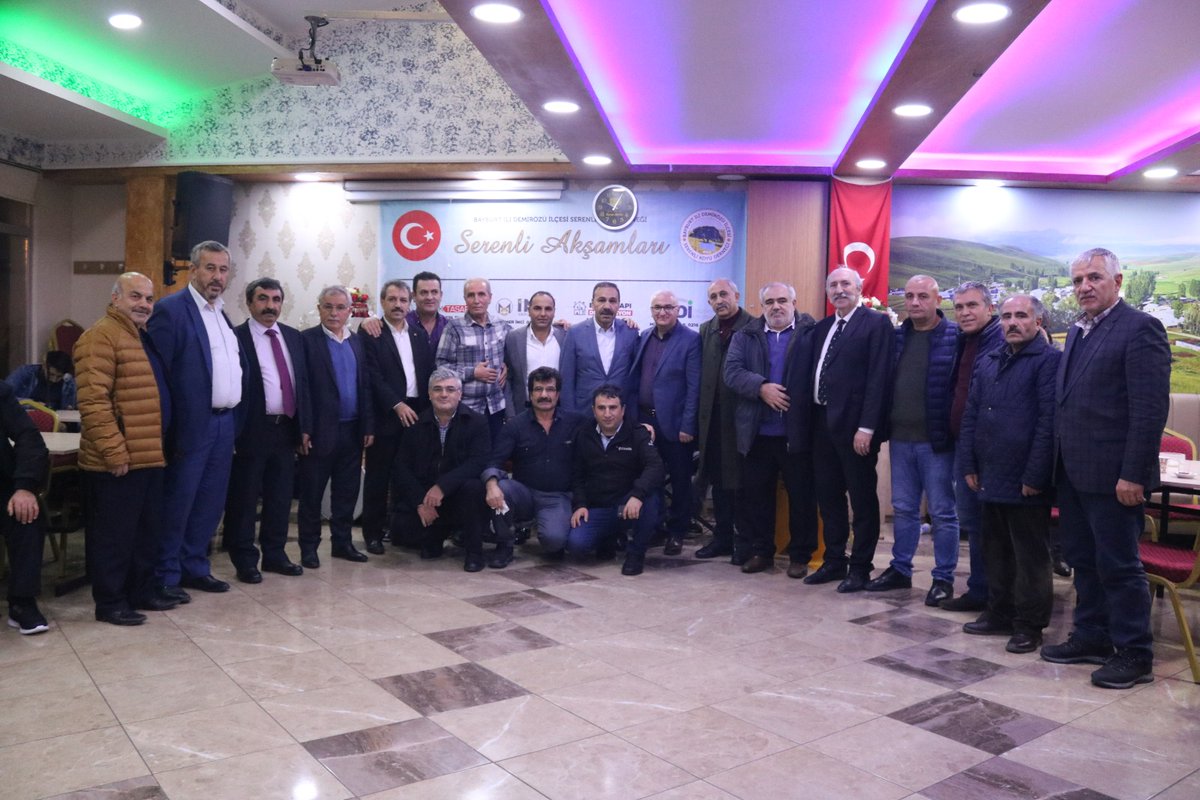 BayburtDrnk1947's tweet photo. Bayburt Serenli Köyü Kültür ve Yardımlaşma derneğimizin düzenlemiş olduğu Geleneksel Sıla Gecesine Genel Başkanımız Sn. Hicabi Durmuş, Yöneticilerimiz ve Şube Başkanlarımız ile birlikte Sıla gecesinde hemşerilerimiz ile birlikte bir araya geldik.

#BayburtKültürveYardımDerneği https://t.co/q8D8Ahxne3