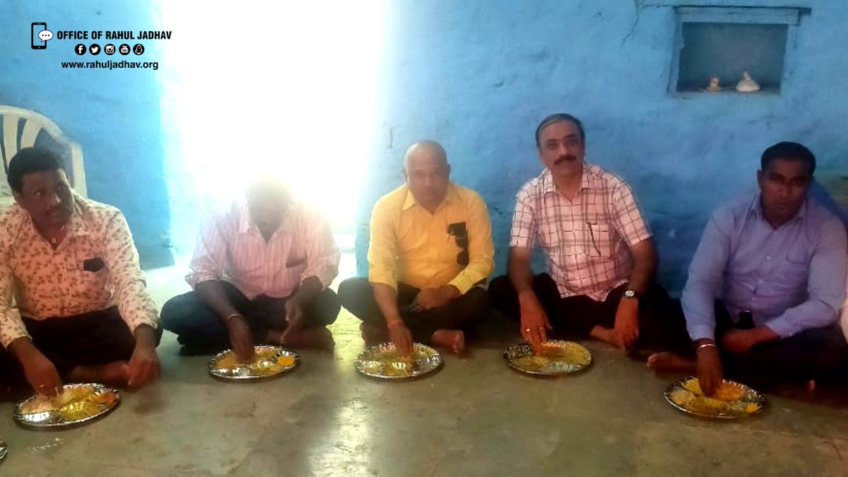 raahulsjadhav's tweet photo. R-IBOU https://t.co/uYziST2TPO
श्री दत्त सेवागिरी मंडळ, झेनिथ कॉलनी
श्री दत्त जयंती उत्सव २०२१ निमित्त भंडार रविवार दि. १९ डिसेंबर.
#DattaJayanti  
#दत्तजयंती  #दत्त_जयंती

#RahulDada
#RahulSakharamJadhav #RahulJadhav https://t.co/osk2Ovm8X9