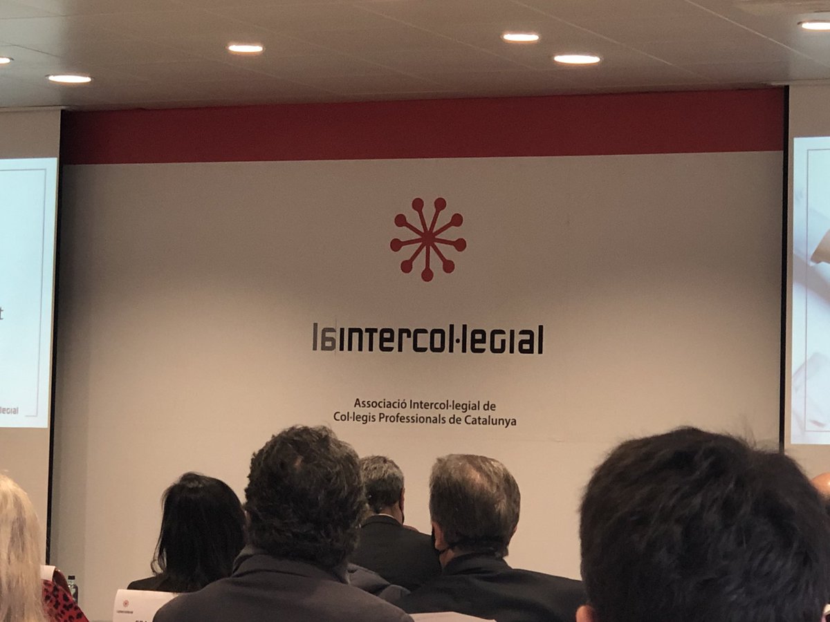 quimics's tweet photo. Compartim aniversari, i ja van 10anys de la constitució de l’Associació intercol.legial de col.legis professionals de Catalunya. Més de 250mil professionals al servei del pais, i les #Quimic@s hem estat, som i seguirem aportant. #LaIntercolSuma https://t.co/yqUyvfelXX