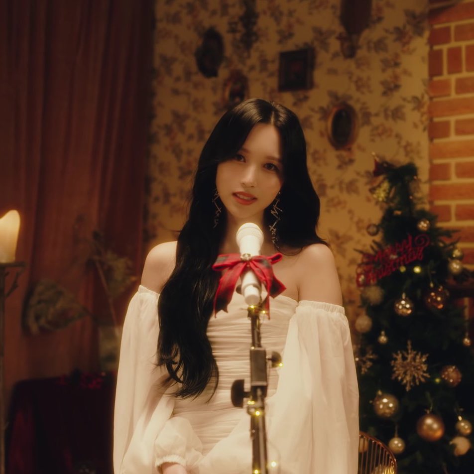prisklya's tweet photo. ᅠ
ᅠ 
MINA MELODY PROJECT 
"Snowman (Sia)" Cover by MINA ☃️

📎 https://t.co/llVzczjU63
ᅠ
ᅠ https://t.co/Y8e9JHa5nq