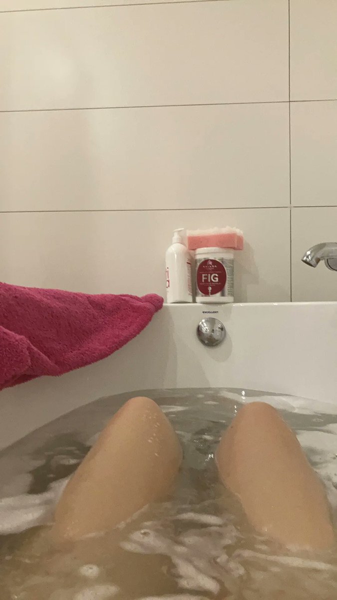 magicznaa_'s tweet photo. RT = Chcesz dołączyć 💦💦 https://t.co/W2TFDy83Sd