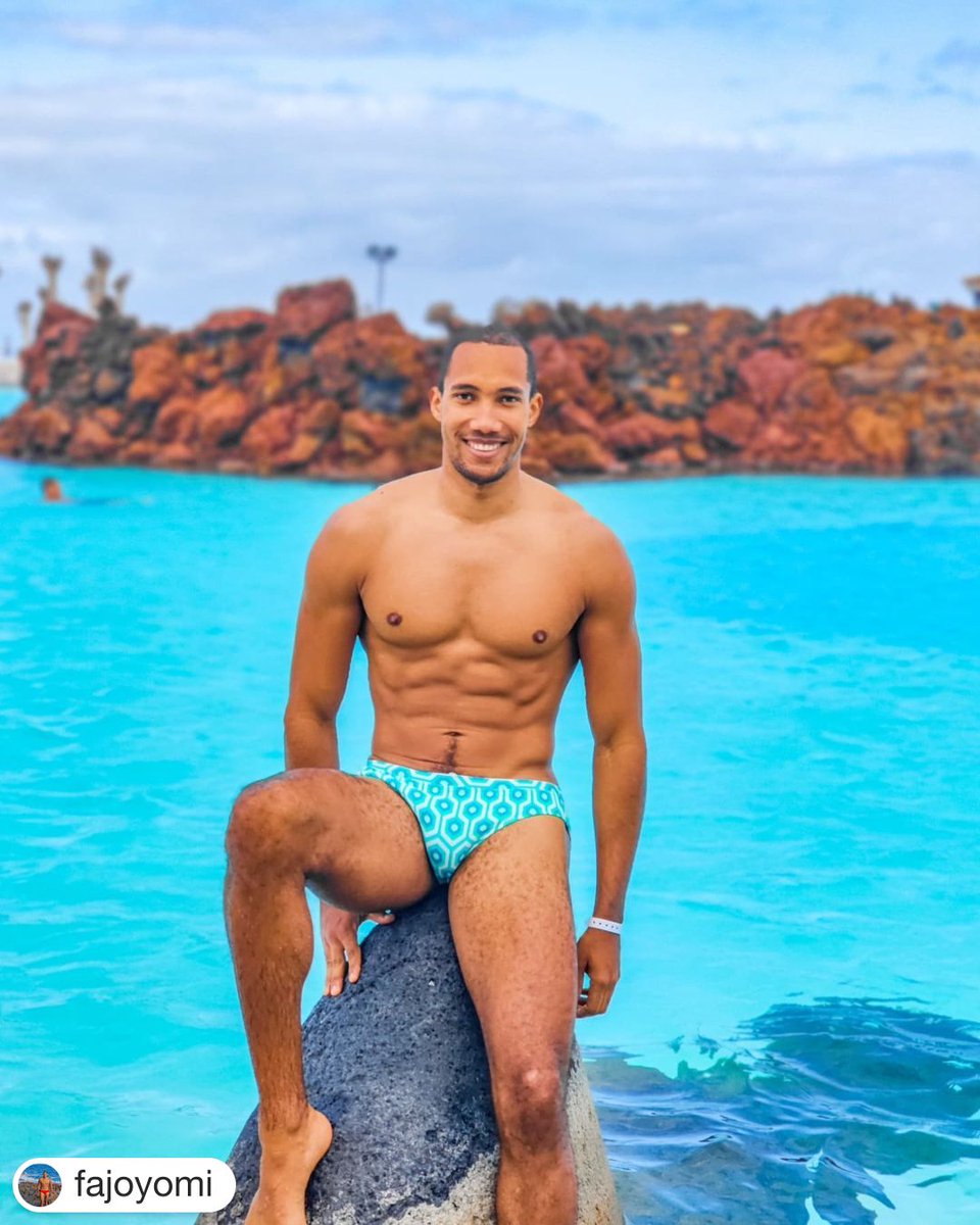 aussieBum's tweet photo. When in Tenerife, wear Turquoise. ๐ @fajoyomi
#aussieTribe #mensswimwear #TenerifeSea #canaryislands #travelgoals https://t.co/KUAhiYRsOO