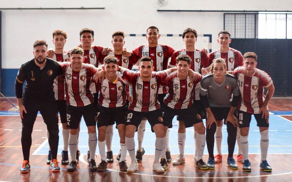 Fraternidad Futsal 🔴⚪️⚫️ tweet media