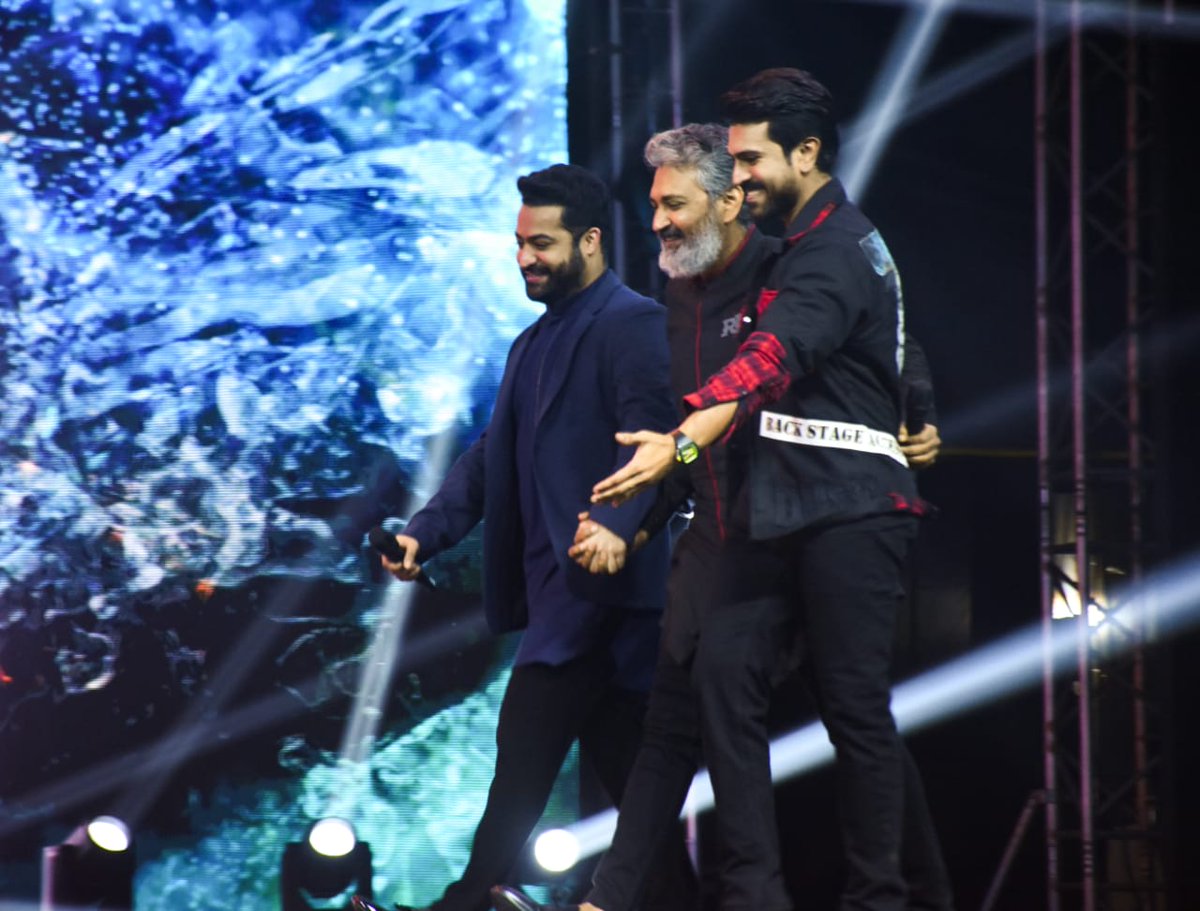 SS RAJAMOULI - SALMAN KHAN - JR NTR - RAM CHARAN - ALIA BHATT - KARAN JOHAR… It can’t get bigger than this… The #RRR promotional event in #Mumbai was truly spectacular… Glimpses from the event…