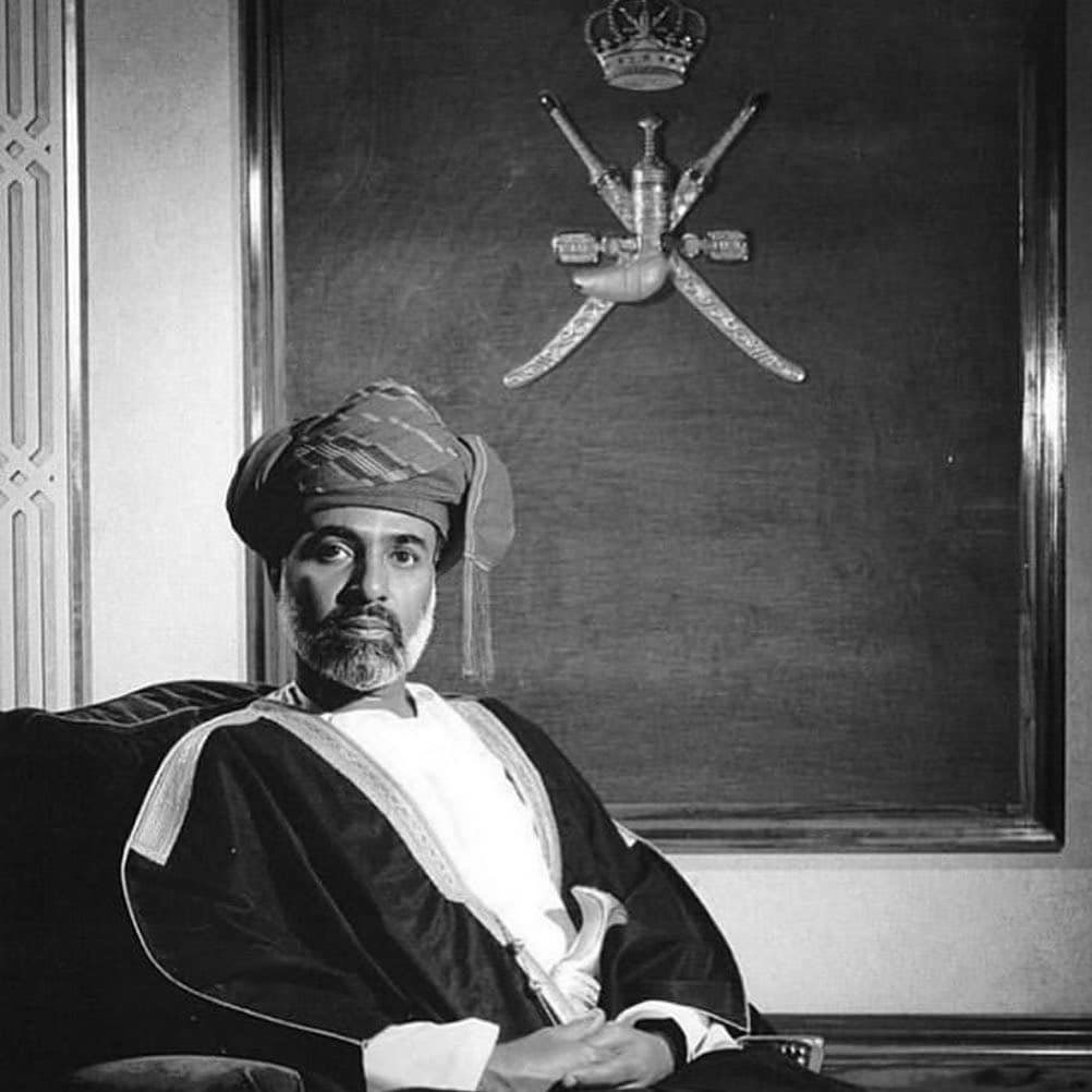 ثم انقضت تلك السنُونُ وأهلها وكأنها وكأنهم أحلامُ
.
.
.
.
.
#أعز_الرجال_وأنقاهم ❤️🇴🇲