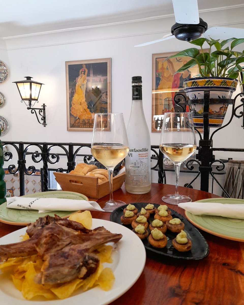 𝑳𝒊𝒎𝒆𝒓𝒆𝒏𝒄𝒊𝒂. 💚

#lasgolondrinastriana #lasgolondrinassevilla #golondrinear #livegolondrinas #champiñones #mushrooms #chuletitas #cordero #lambchops #barbadillo