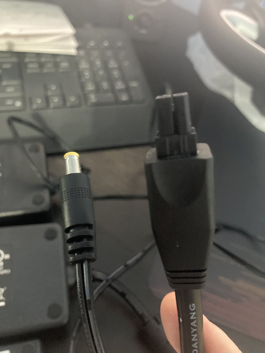 FlashDagger tweet media