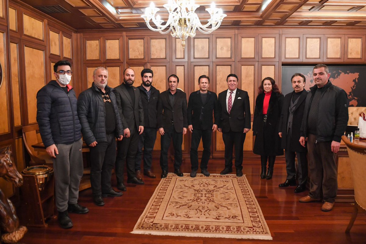 drsadiyazici's tweet photo. Doğu ve Güneydoğu Kültür Sanat Derneği Genel Başkanı Fuat Bodur Bey, Kadın Kolları Genel Başkanı Fatma Betül İçin Hanım, İçin Hırdavat Firması Genel Müdürü Mehmet Emin İçin Bey ve Yönetim Kurulu Üyesi Ahmet Murat İçin Bey’e nazik ziyaretleri için teşekkür ederim. https://t.co/MBU9I4yMJQ