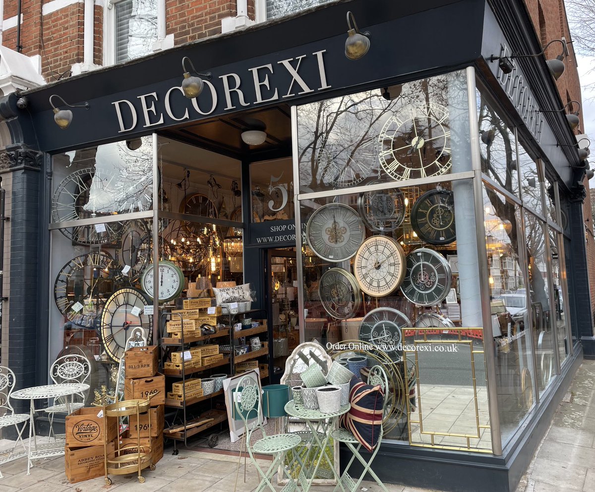 Decorexi1's tweet photo. Open Monday to Thursday this week. Closing on Friday so please collect your items before then! Thank you!
.
#chiswick #weekbeforexmas https://t.co/6h76ZIctr8