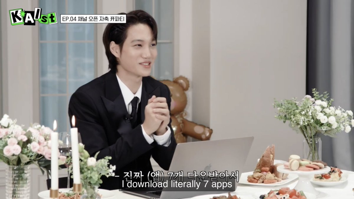 oshcuddles's tweet photo. Jongin uploaded the Peaches layouts on his account by himself and for him to do that he downloded free apps. He even watched ads just to fully use it 😭😭 SO MUCH EFFORT https://t.co/4eQnVrRxX3