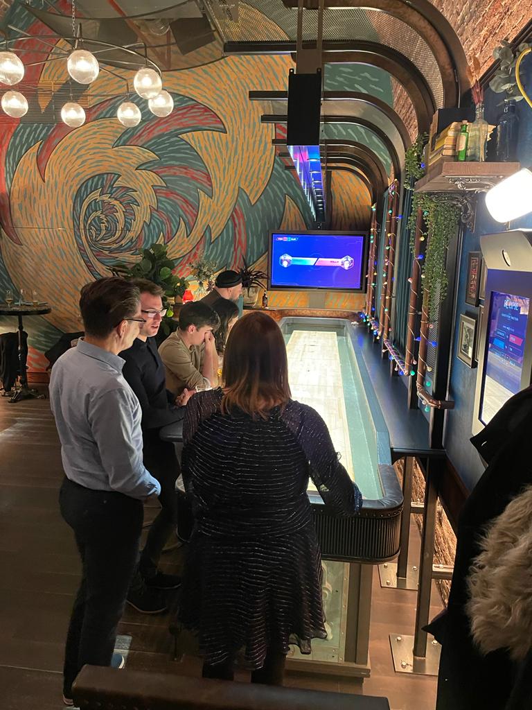 RONINMarketing's tweet photo. The Ronin team enjoyed a day out in #LondonBridge playing some fiercely competitive #shuffleboarding at @EShuffleUK, eating far too much food at the amazing 'O ver and enjoying a few drinks at The Telephone Exchange! https://t.co/0FZ1sjhslS