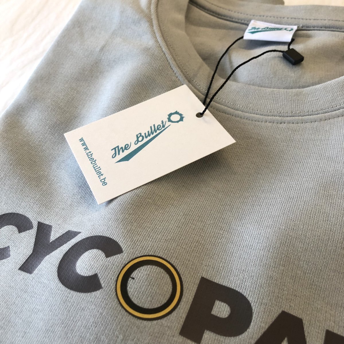 TheBullet_BE's tweet photo. Struggling for gift ideas? We got you. Thoughtful gift ideas for those ‘hard-to-buy-for’ people in your life. #branding #gravelbike #beautyofcycling #cyclocrossbike #cycling #racefiets #urbancycling #uniteandbike #cyclingtips #cyclinglove #womencycling #cycliste #velocult https://t.co/tXnD2nm7M1