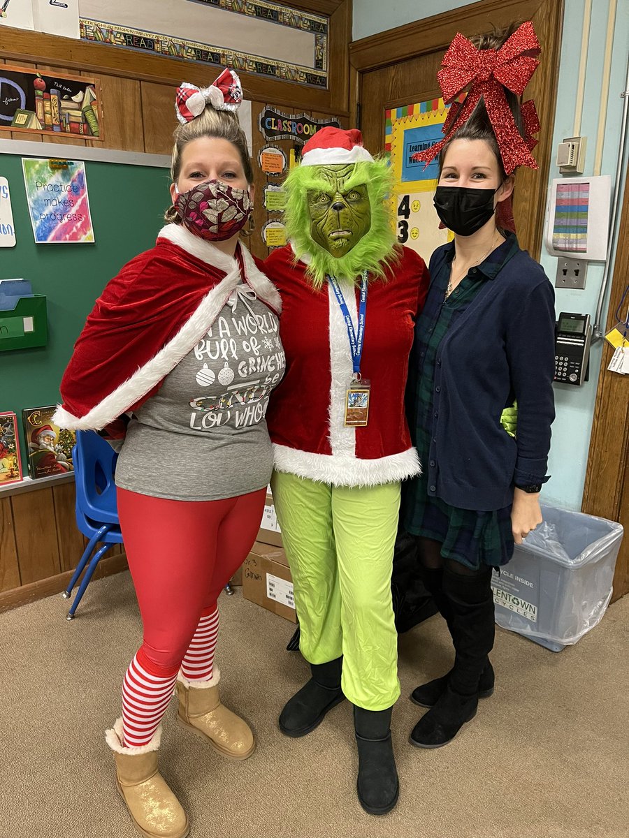asdcentral's tweet photo. It’s Whooville Day in the Eagle’s Nest!!!  It’s not the #holidays without one #grinch making an appearance 🎄 #whooville @AllentownSD #centralproud https://t.co/H5LPAJvxyL