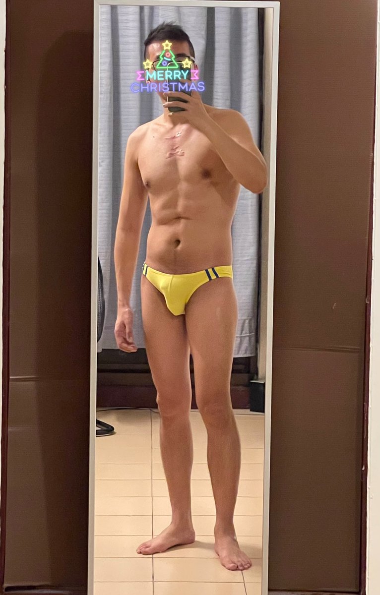 undies0's tweet photo. 來張舊照
雖然露臉好像沒差 但還是覺得不該讓認識的人看到我有這一面 算虛偽嗎？
我很積極的時候 代表著我有很大的興趣 當積極度用完 就是回歸正常的那一刻～
#三角控 https://t.co/ueOkLsWHII