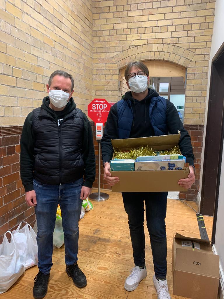 AgentMarket_X's tweet photo. We stopped by @TheFlorrie, a charity in the heart of Liverpool 8, to deliver our #AgentReads donations.
Gary from the team, said: "We're so grateful for the generous donations, thank you so much." https://t.co/enqN354Zvu
