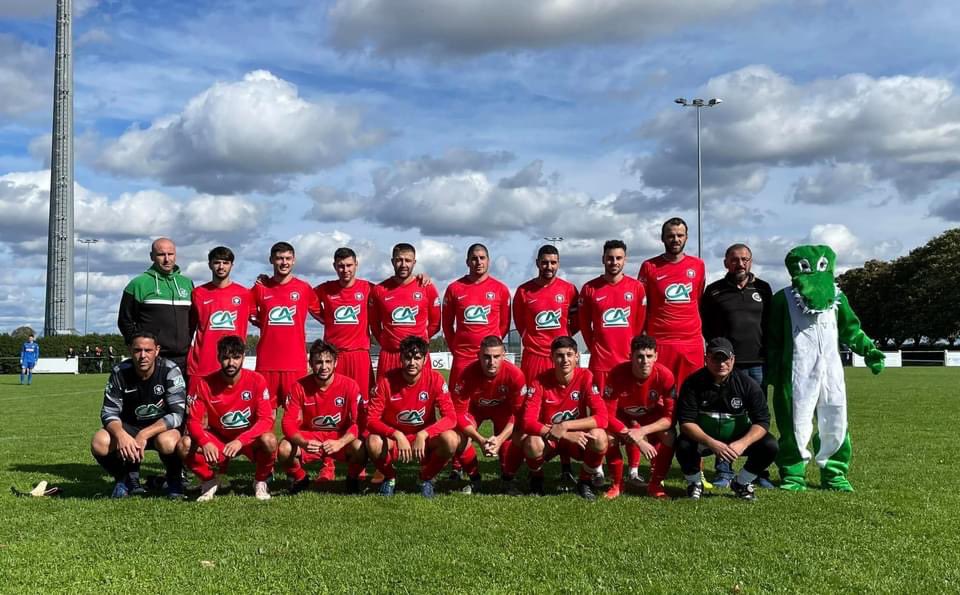 LigueFootLFPL's tweet photo. [5e tour de la Coupe des Pays de la Loire @KonicaMinoltafr]

🏆 Le dernier week-end de compétitions en 2021 a été riche en surprises en Coupe des Pays de la Loire #KMCL. Retrouvez sur notre site notre résumé le plus exhaustif possible et bravo à tous 👏 ➡ https://t.co/jjIvOsmWbS https://t.co/04uvzEgZMW