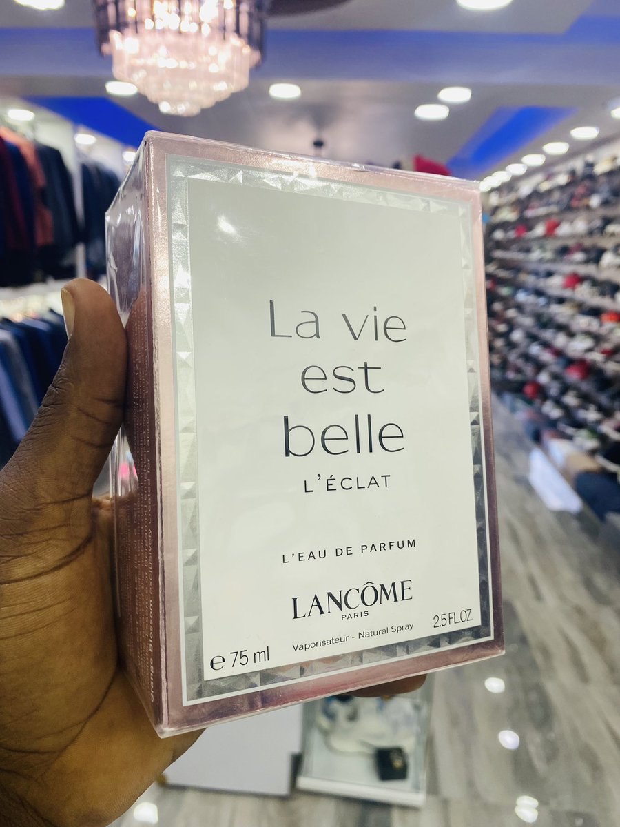 mlparfumerie's tweet photo. ML Parfumerie Express 📍
WhatsApp/call: +509 4387-0042
Nous faisons des livraisons 🚚 partout en Haiti 🇭🇹
“ML parfumerie, le code de la séduction.” #mlparfumerie
Suivez ce lien pour voir notre catalogue dans WhatsApp : https://t.co/LdhJFfNzfy @mlparfumerie https://t.co/8XLP8oLf2y