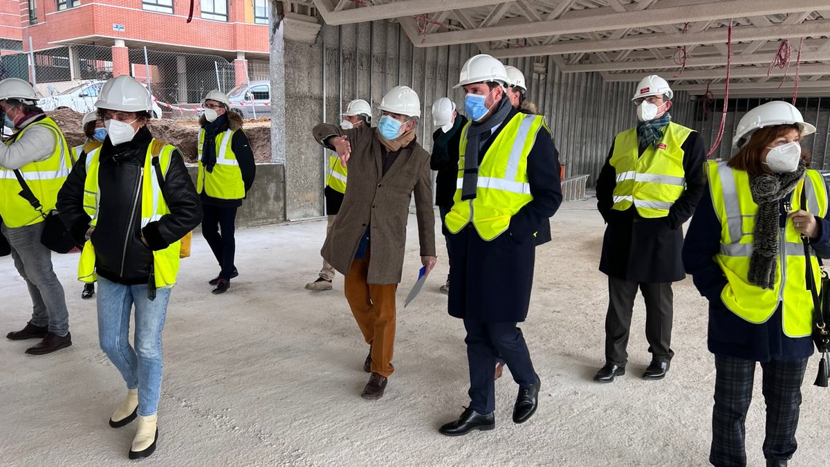 AyuntamientoVLL's tweet photo. 🚧El Centro de Personas Mayores y la Biblioteca Municipal de Parquesol se construyen al ritmo previsto tras las obras de cimentación

El presupuesto del edificio municipal se eleva a los 5 millones. La finalización se prevé a finales del próximo verano

🔗 https://t.co/zeQoDgGtHa https://t.co/R1TYb7uDoc