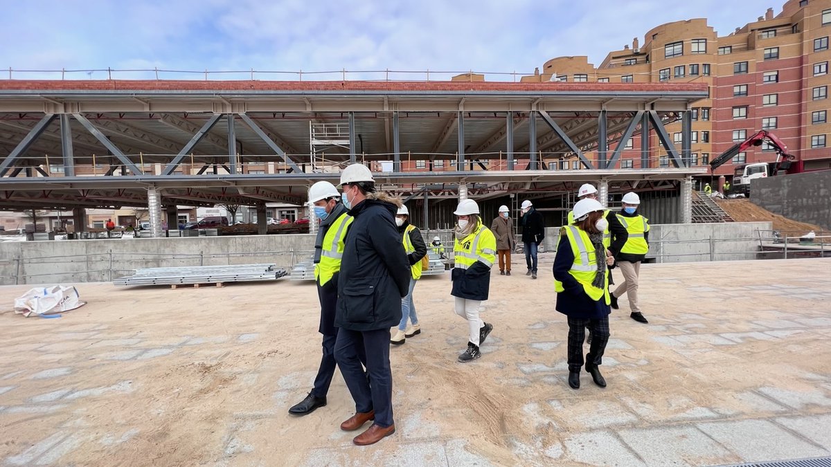 AyuntamientoVLL's tweet photo. 🚧El Centro de Personas Mayores y la Biblioteca Municipal de Parquesol se construyen al ritmo previsto tras las obras de cimentación

El presupuesto del edificio municipal se eleva a los 5 millones. La finalización se prevé a finales del próximo verano

🔗 https://t.co/zeQoDgGtHa https://t.co/R1TYb7uDoc