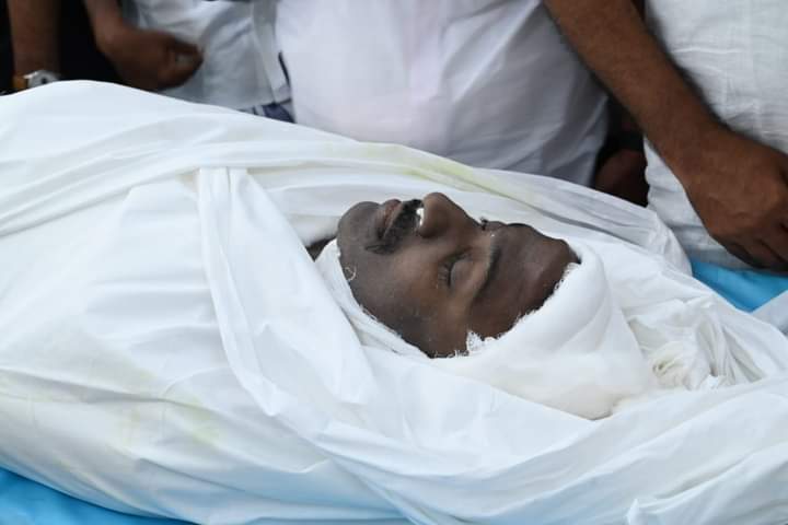 tholan_Jamal's tweet photo. The brutal murder of K.S Shan, Kerala #SDPI state secretary shows how RSS terrorism manifests in vile forms to curb the anti-Fascist movements

RSS should be wiled out if peace has to prevail
#RSSTerrorism #JusticeforShan 

@RanaAyyub @meenakandasamy
@AnisPFI @oma_salam @savukku https://t.co/WadPx6uC6j