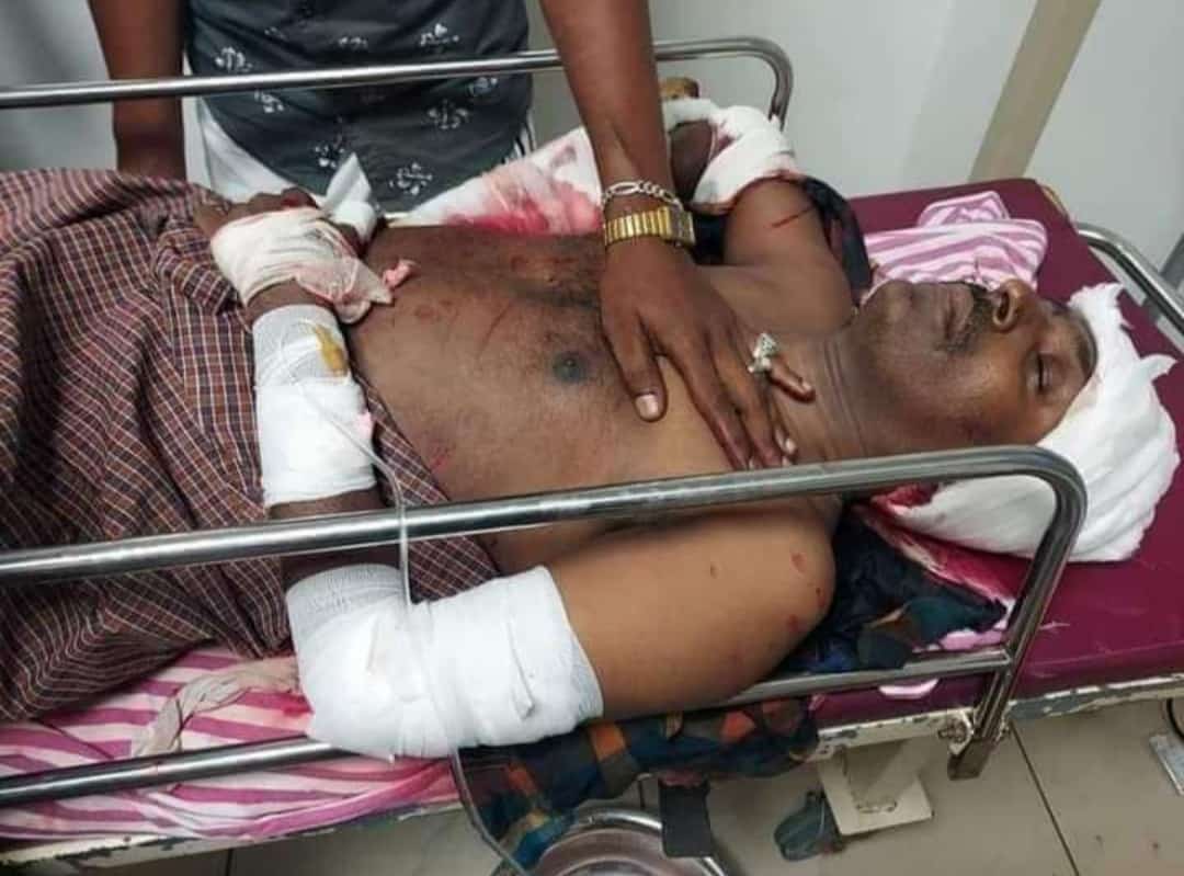 tholan_Jamal's tweet photo. The brutal murder of K.S Shan, Kerala #SDPI state secretary shows how RSS terrorism manifests in vile forms to curb the anti-Fascist movements

RSS should be wiled out if peace has to prevail
#RSSTerrorism #JusticeforShan 

@RanaAyyub @meenakandasamy
@AnisPFI @oma_salam @savukku https://t.co/WadPx6uC6j