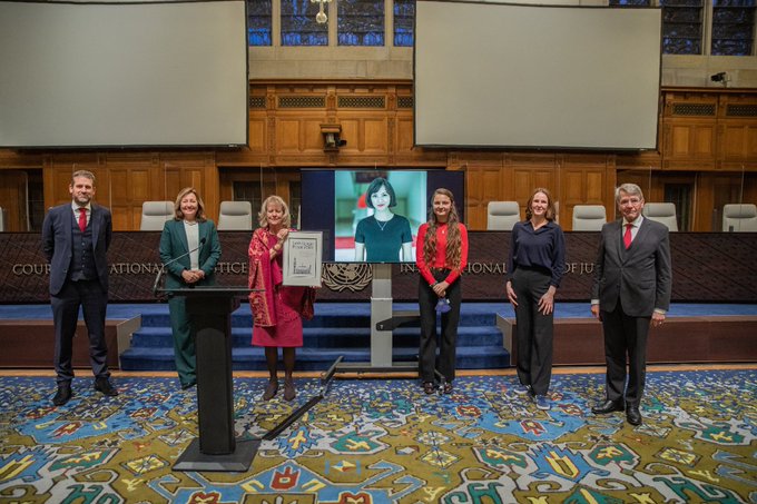 idps_cspps's tweet image. Building Peace Beyond Borders; see news item on our website related to the @PeacebdgProject being awarded the 2021 #YouthCarnegiePeacePrize: bit.ly/PBPcarnegie

#Youth4Peace #Dialogue4Peace #ThisIsPeacebuilding