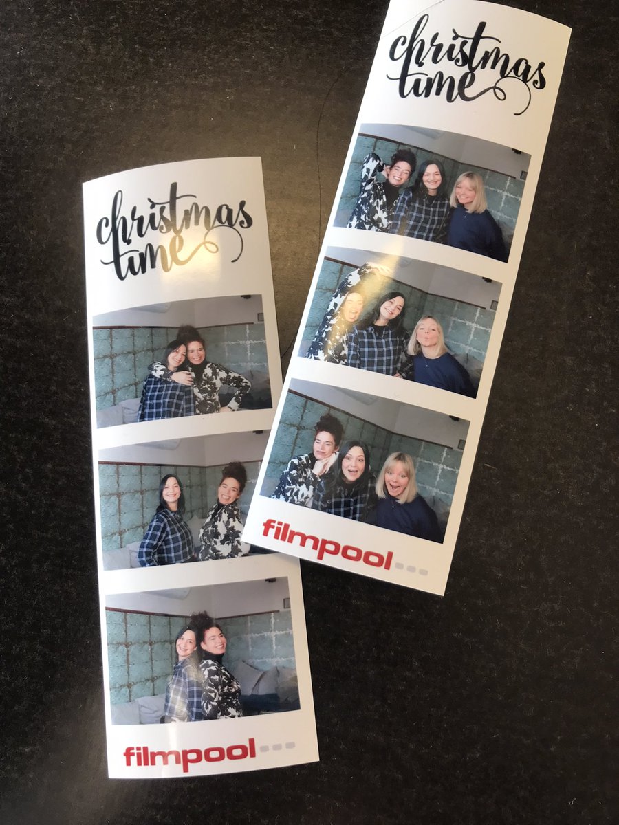 TinaConrady's tweet photo. Die Mittagspause für unsere Fotobox genutzt. #filmpool #filmpoolfamily #xmas https://t.co/SFKnNprupH